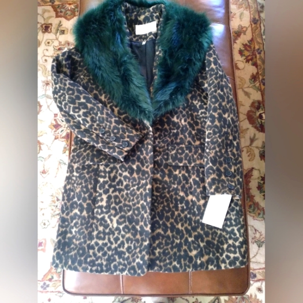 Leopard 3/4 lenght coat sz L NWT